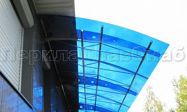 Козырек на каркасе из поликарбоната купить в Екатеринбурге