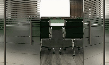 Перегородки из стекла с пленкой для офиса премиум купить в Екатеринбурге