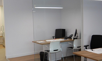 Стеклянные перегородки - вариант 8 в Екатеринбурге. Готовые проекты ПерилаГлавСнаб