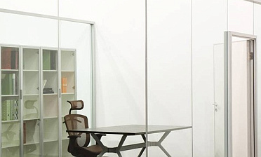 Стеклянные перегородки в офис купить в Екатеринбурге