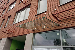 Стеклянные козырьки на вантах в Екатеринбурге. Готовые проекты ПерилаГлавСнаб - фото 4