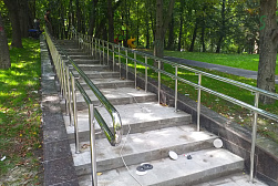 Перила для лестниц из металла в Екатеринбурге. Готовые проекты ПерилаГлавСнаб - фото 11