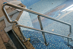 Поручни для бассейна в Екатеринбурге. Готовые проекты ПерилаГлавСнаб - фото 3