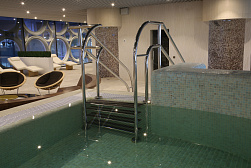 Поручни для бассейна в Екатеринбурге. Готовые проекты ПерилаГлавСнаб - фото 1