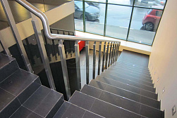 Перила и ограждения с вертикальным заполнением в Екатеринбурге. Готовые проекты ПерилаГлавСнаб - фото 12