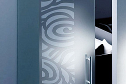 Раздвижные стеклянные двери в Екатеринбурге. Готовые проекты ПерилаГлавСнаб - фото 5