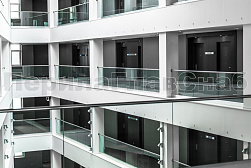 Стеклянные перила для атриумов в Екатеринбурге. Готовые проекты ПерилаГлавСнаб - фото 14