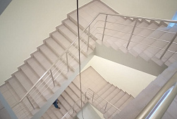 Перила для лестниц из металла в Екатеринбурге. Готовые проекты ПерилаГлавСнаб - фото 15