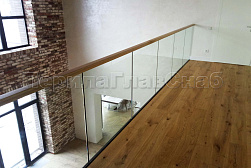 Цельностеклянные ограждения на несущем стекле в Екатеринбурге. Готовые проекты ПерилаГлавСнаб - фото 26