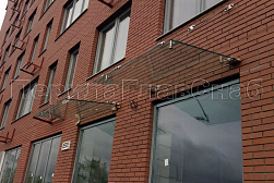 Стеклянные козырьки на вантах в Екатеринбурге. Готовые проекты ПерилаГлавСнаб - фото 6