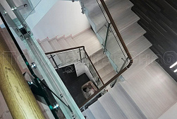 Ограждения из нержавейки со стеклом в Екатеринбурге. Готовые проекты ПерилаГлавСнаб - фото 7