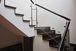 Ограждения из нержавейки со стеклом в Екатеринбурге. Готовые проекты ПерилаГлавСнаб - фото 11