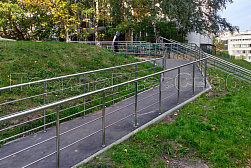 Уличные ограждения из металла в Екатеринбурге. Готовые проекты ПерилаГлавСнаб - фото 1