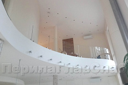 Стеклянные перила для атриумов в Екатеринбурге. Готовые проекты ПерилаГлавСнаб - фото 6