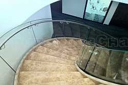 Стеклянные перила для винтовых лестниц в Екатеринбурге. Готовые проекты ПерилаГлавСнаб - фото 6