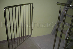 Ограждение лестницы от детей в Екатеринбурге. Готовые проекты ПерилаГлавСнаб - фото 5