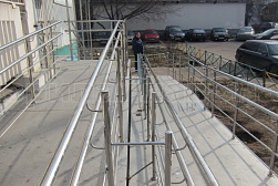 Поручни для инвалидов из нержавеющей стали в Екатеринбурге. Готовые проекты ПерилаГлавСнаб - фото 5